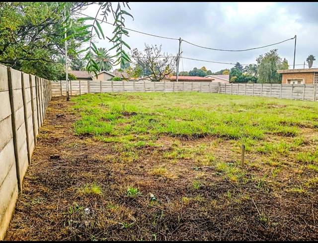 LAND FOR SALE IN BRENTHURST